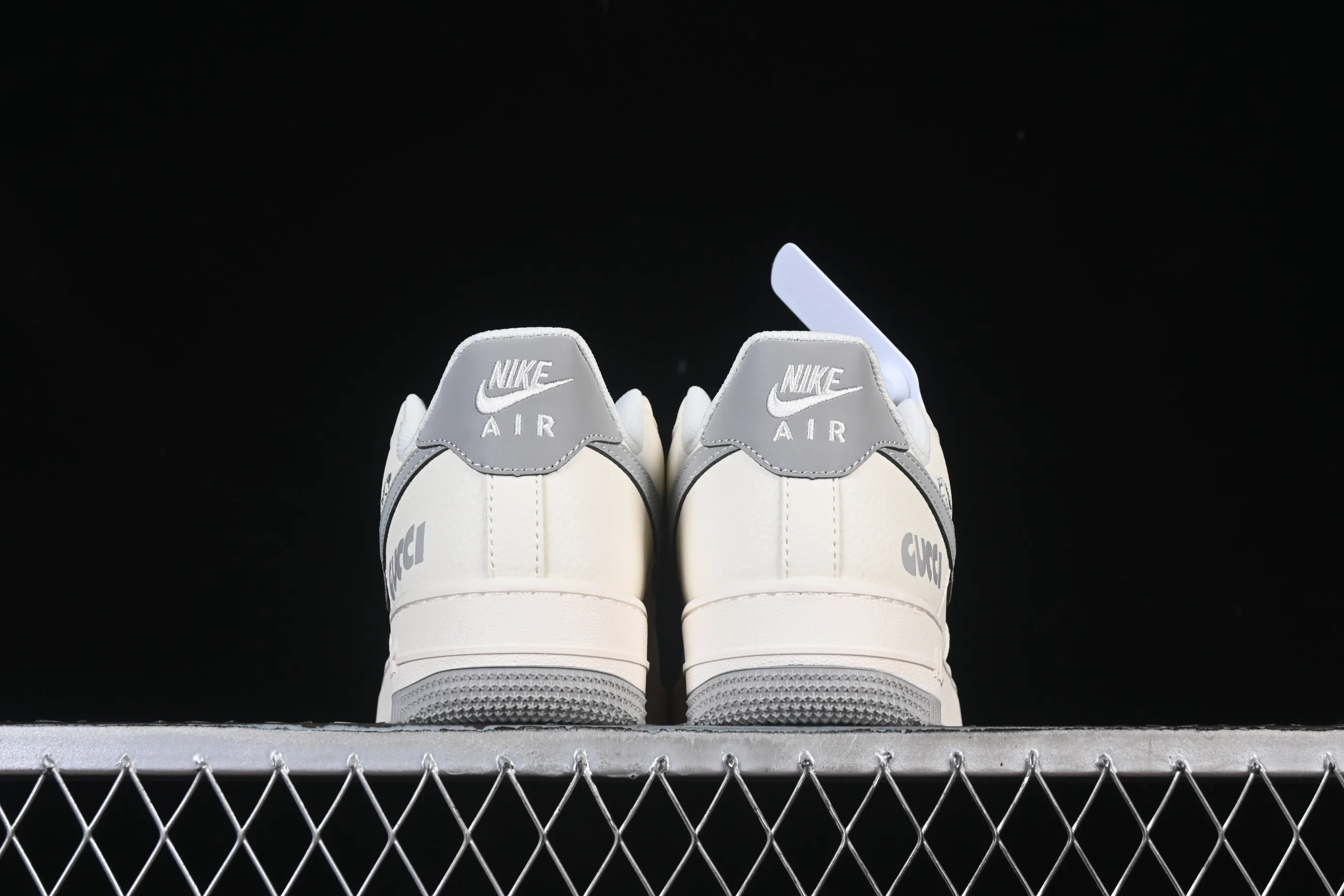 All categories Nk Air Force 1 Air Force series Nk Air Force 1 Low Air Force low top Nike Air Force 1'07 Low Gucci co-branded grimace beige Air Force 1 low top casual sneakers QW5836-024